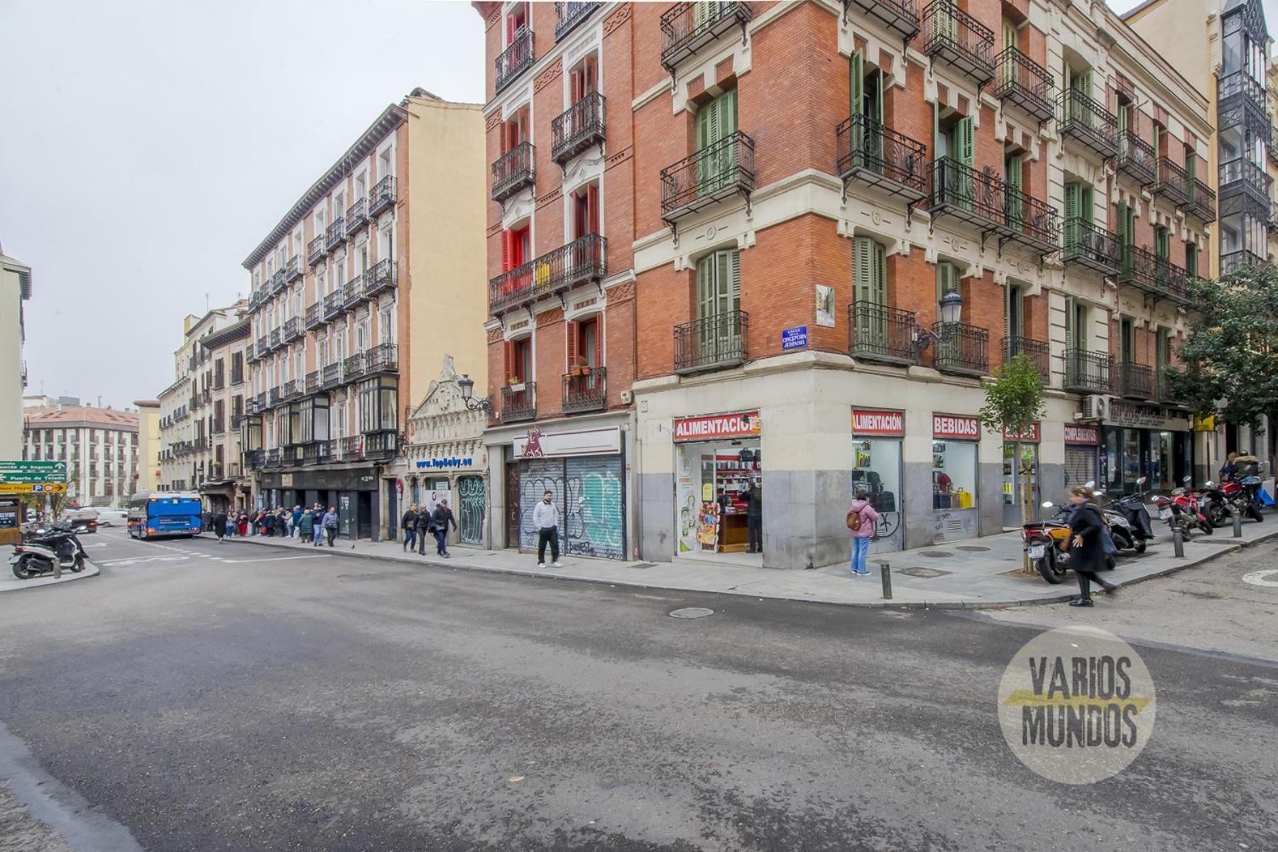 Oasis Para 3 En Sol, Descubre Concepcion Jeronima Madrid Eksteriør billede